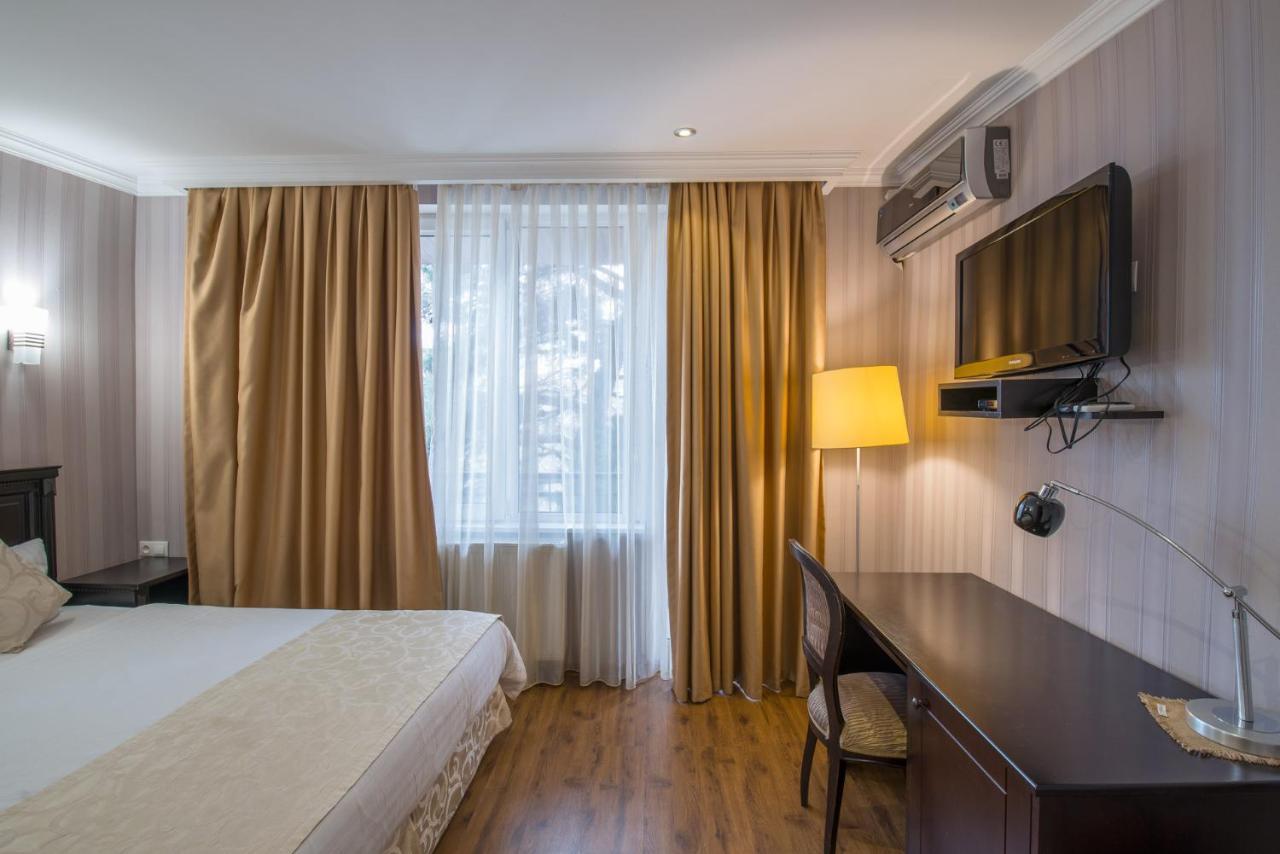 Garden View Hotel Tbilisi ภายนอก รูปภาพ