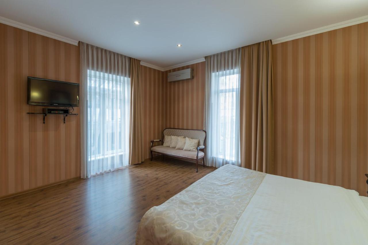 Garden View Hotel Tbilisi ภายนอก รูปภาพ