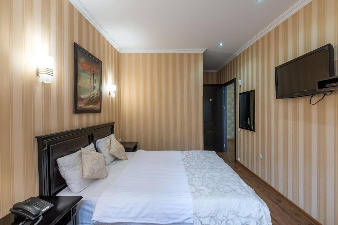 Garden View Hotel Tbilisi ภายนอก รูปภาพ