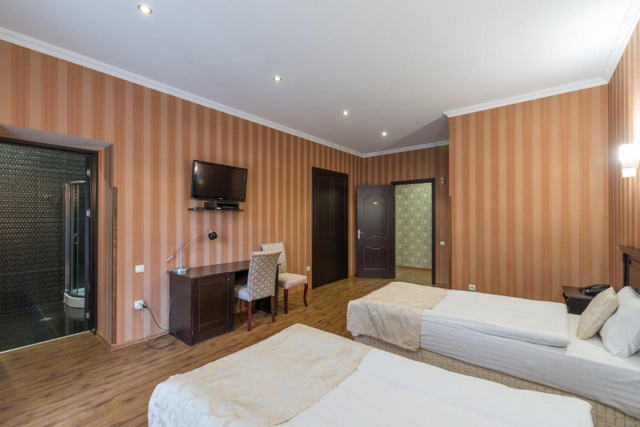 Garden View Hotel Tbilisi ภายนอก รูปภาพ