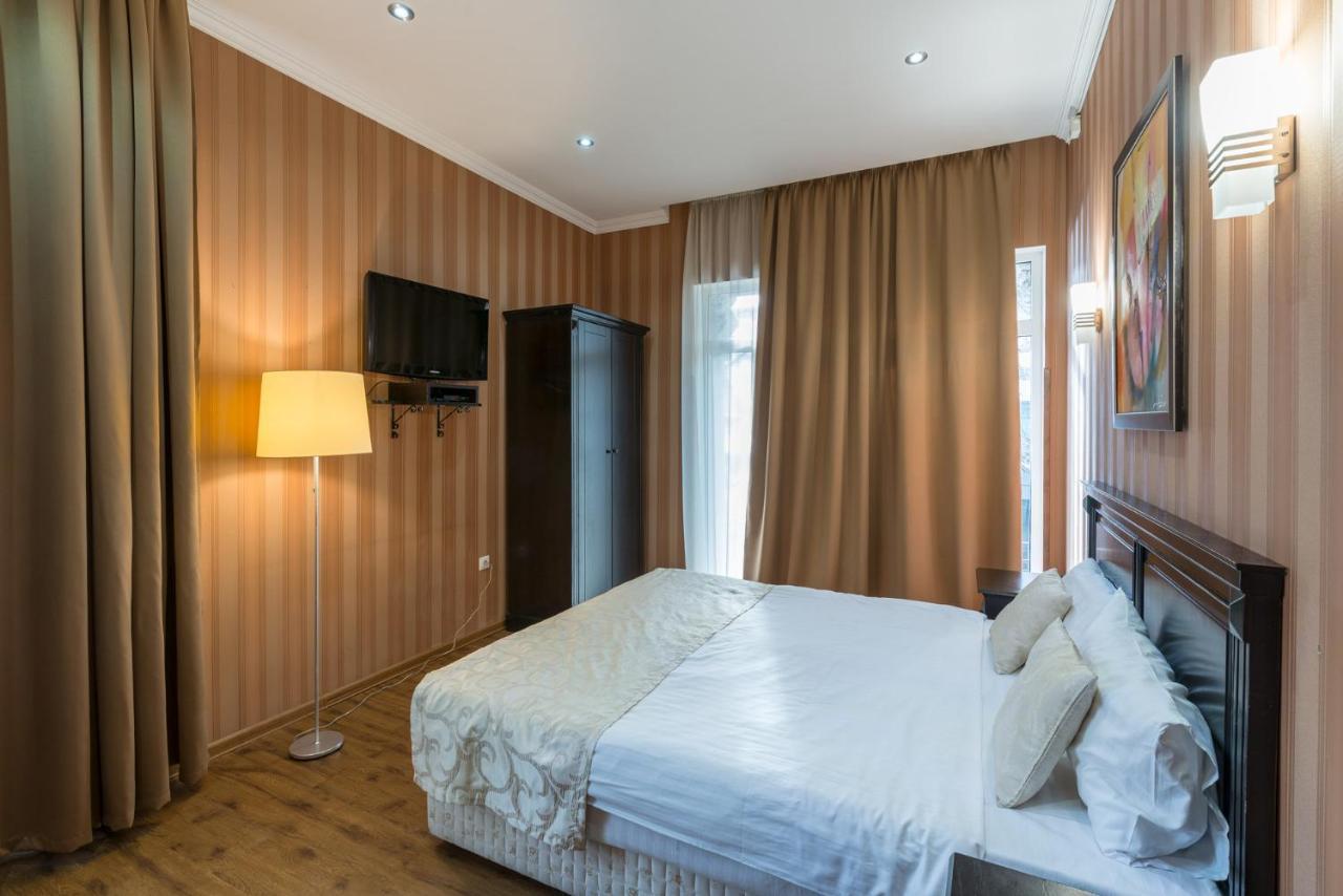 Garden View Hotel Tbilisi ภายนอก รูปภาพ