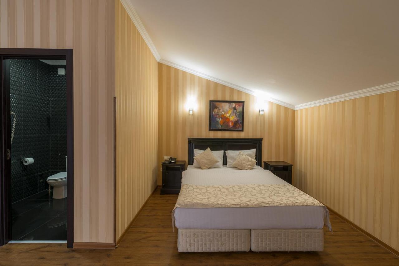 Garden View Hotel Tbilisi ภายนอก รูปภาพ