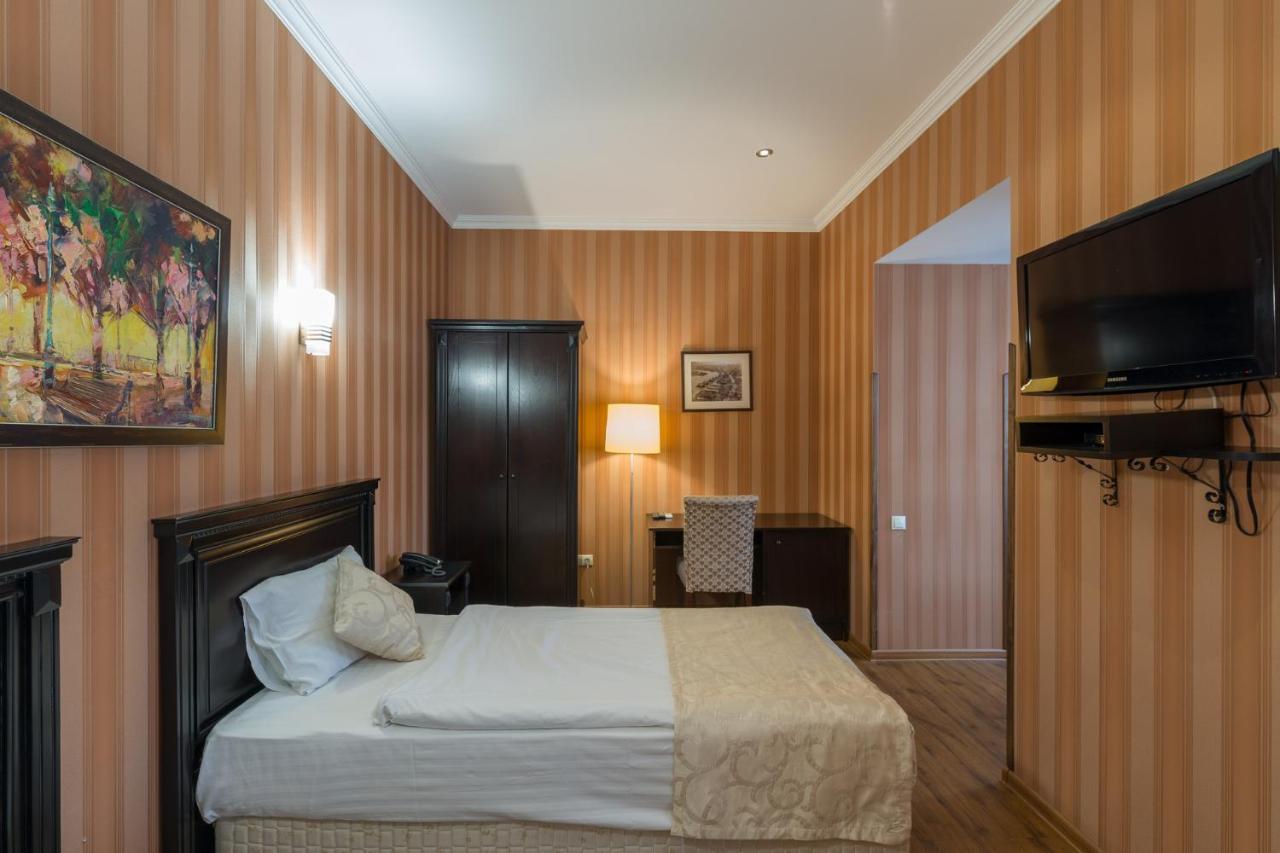 Garden View Hotel Tbilisi ภายนอก รูปภาพ