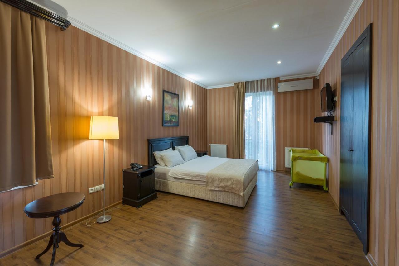 Garden View Hotel Tbilisi ภายนอก รูปภาพ
