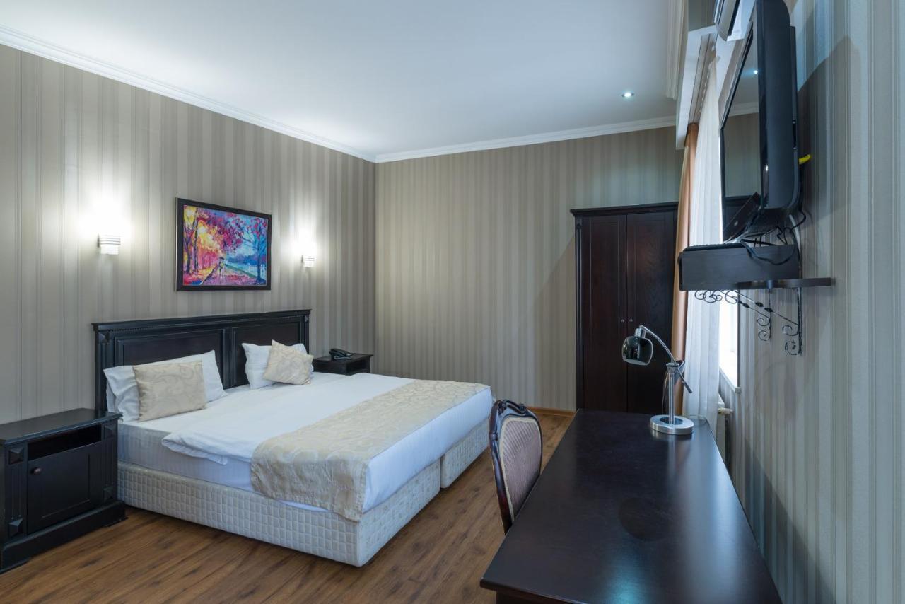 Garden View Hotel Tbilisi ภายนอก รูปภาพ