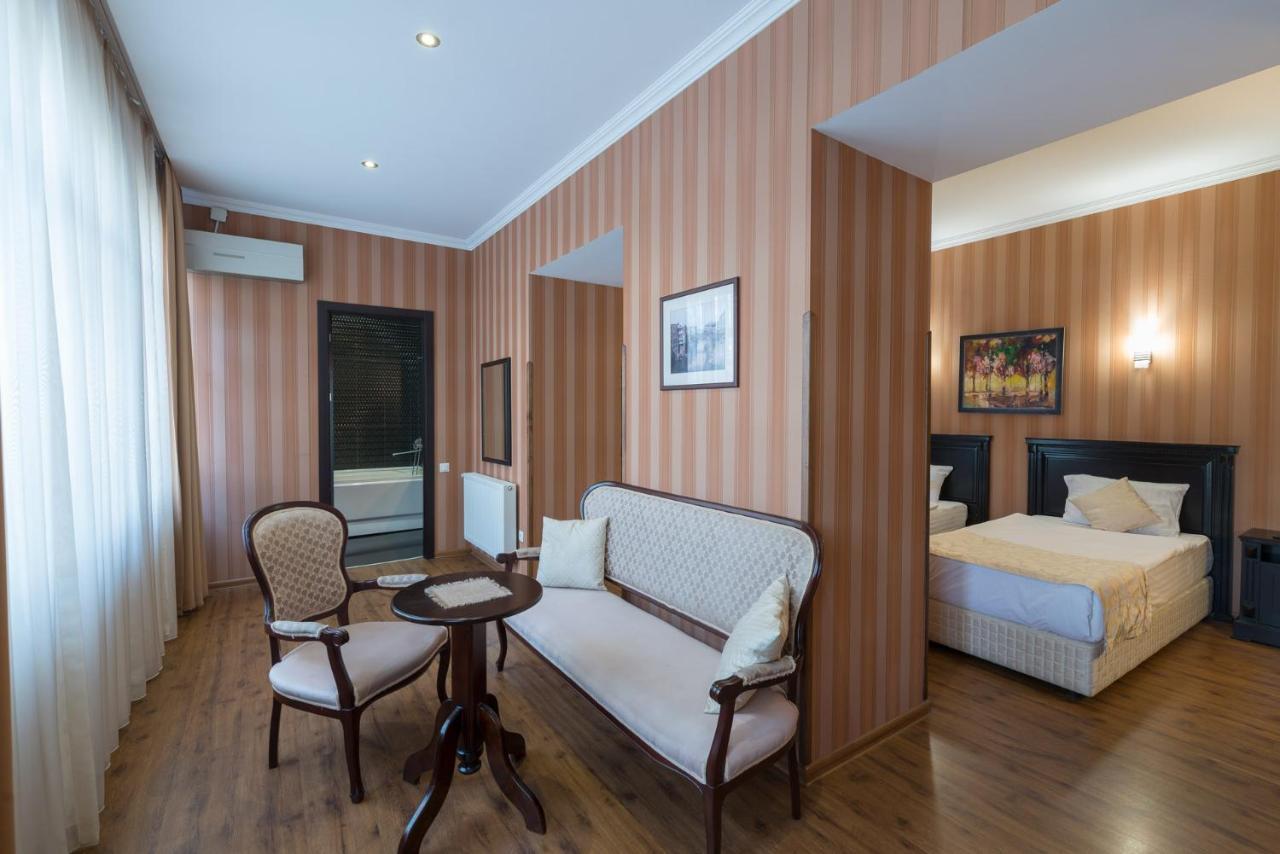 Garden View Hotel Tbilisi ภายนอก รูปภาพ